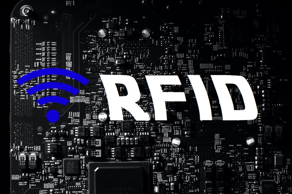 Circuit Board with RFID